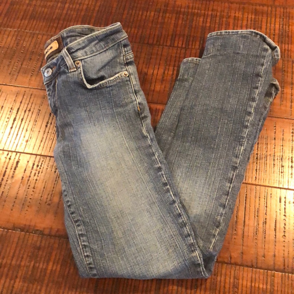 5 FOR $25 Bebe Vintage Boot Jeans